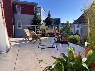 Großzügige 3-Zimmer-Wohnung mit sonniger Terrasse und Einbauküche